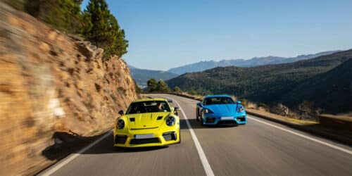 911 gt3rs vs cayman gt4rs