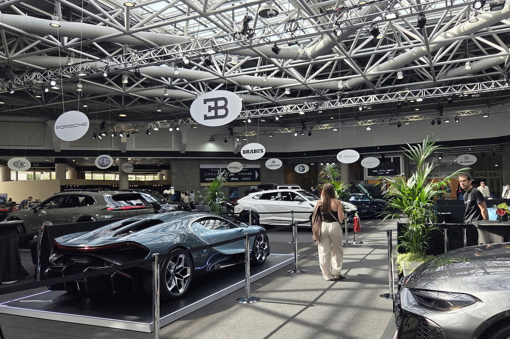 Salon Top Marques Monaco