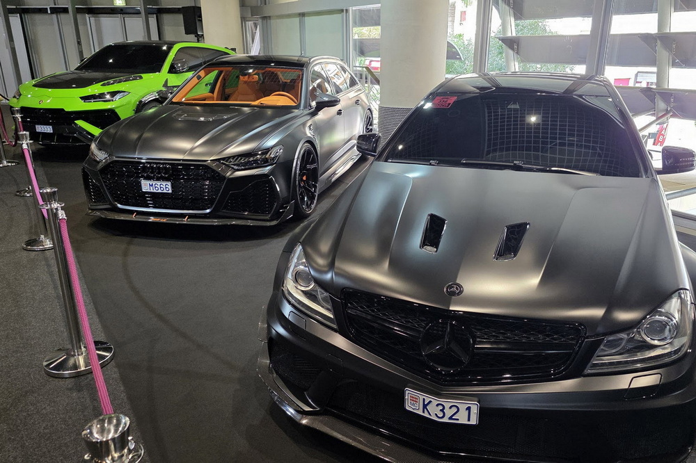 Salon Top Marques Monaco