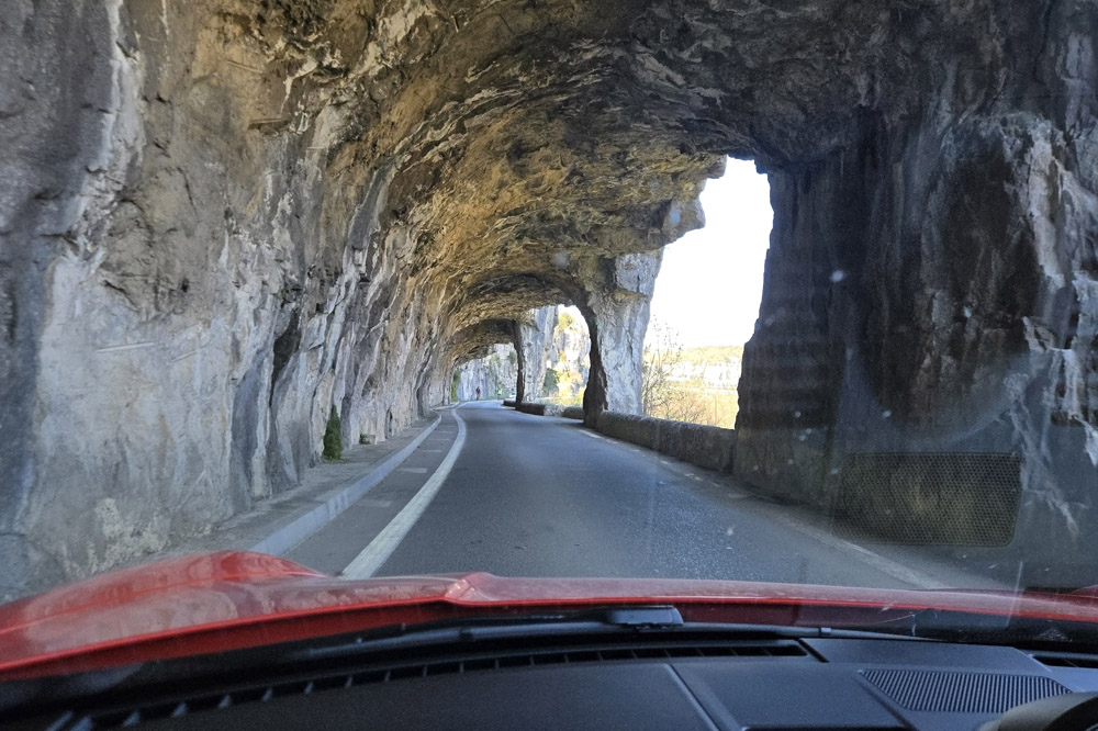Rallye touristique en Ardèche et trackday sur le circuit du Pôle Mécanique