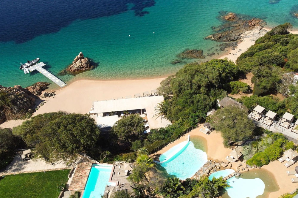 Rallye touristique en Corse - Déjeuner à La Paillote (hôtel Marinca 5*)