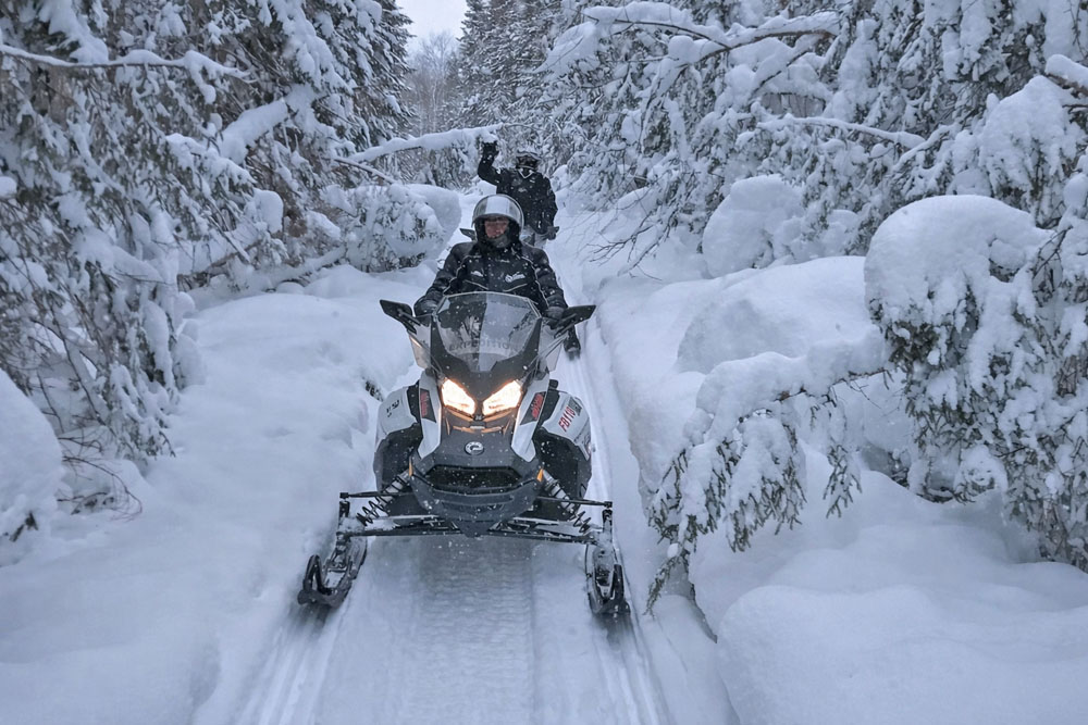 Raid motoneige au Canada / Québec en SkiDoo 900