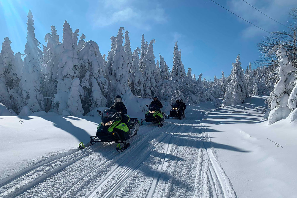 Raid motoneige Canada - Montagne du Diable et chutes du Windigo